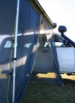 Gumtree Moskitonetzraum