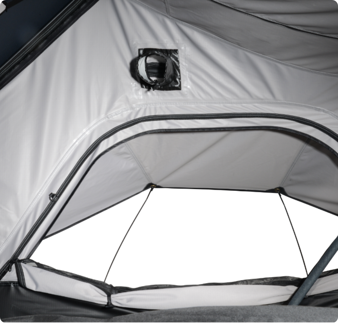 Bonito hybrid hard-shell roof tent C-stock