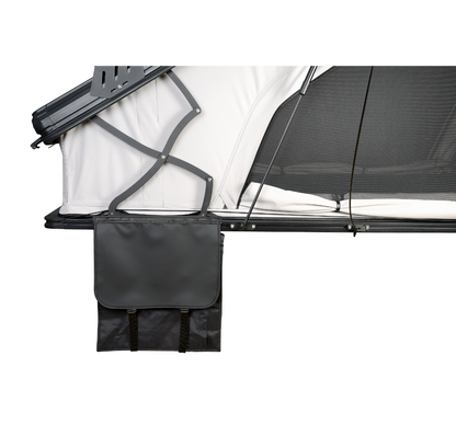 Bonito hybrid hard-shell roof tent C-stock